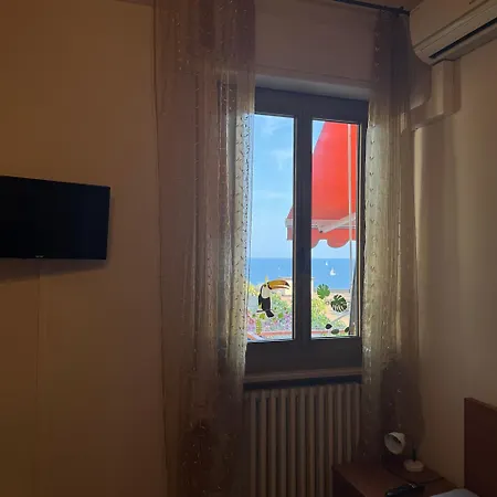 La Casa Di Carlo Imperia